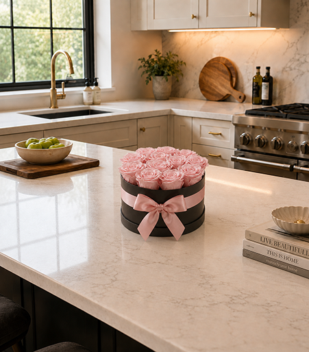 12 Lasting Roses in a Hatbox